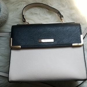 Dune crossbody bag